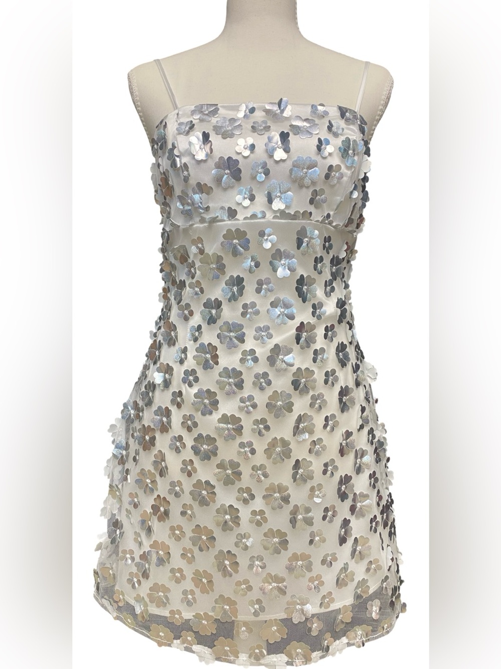 NWT STORIA Silver 3D Floral Applique Mini Dress Size Medium Cocktail Party Dress